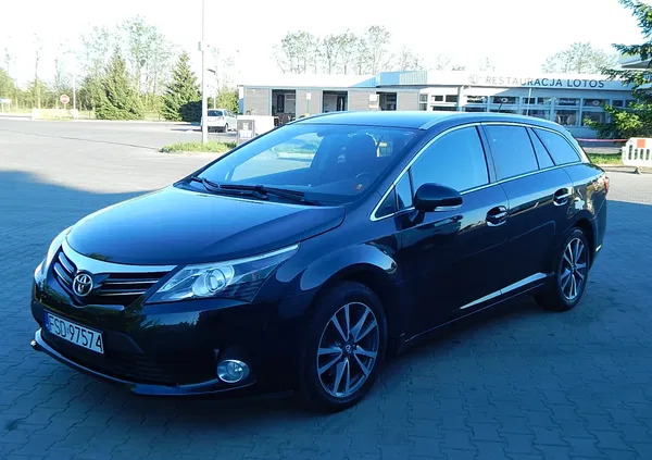 toyota drezdenko Toyota Avensis cena 31900 przebieg: 228228, rok produkcji 2014 z Drezdenko